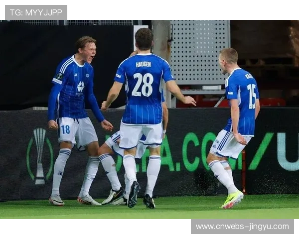 埃斯特旺与吉滕斯首度联手首发出战切尔西对阵阿贾克斯欧冠之战 埃斯特旺与吉滕斯首度联手首发出战切尔西对阵阿贾克斯欧冠之战